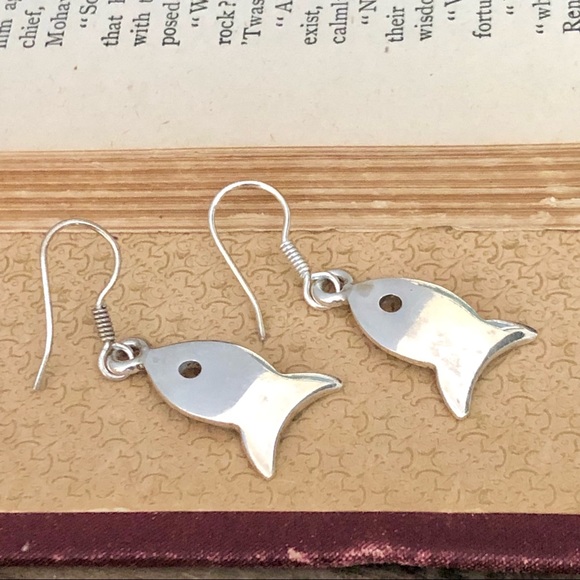 Vintage Jewelry - 🔴SALE Vintage sterling silver earrings